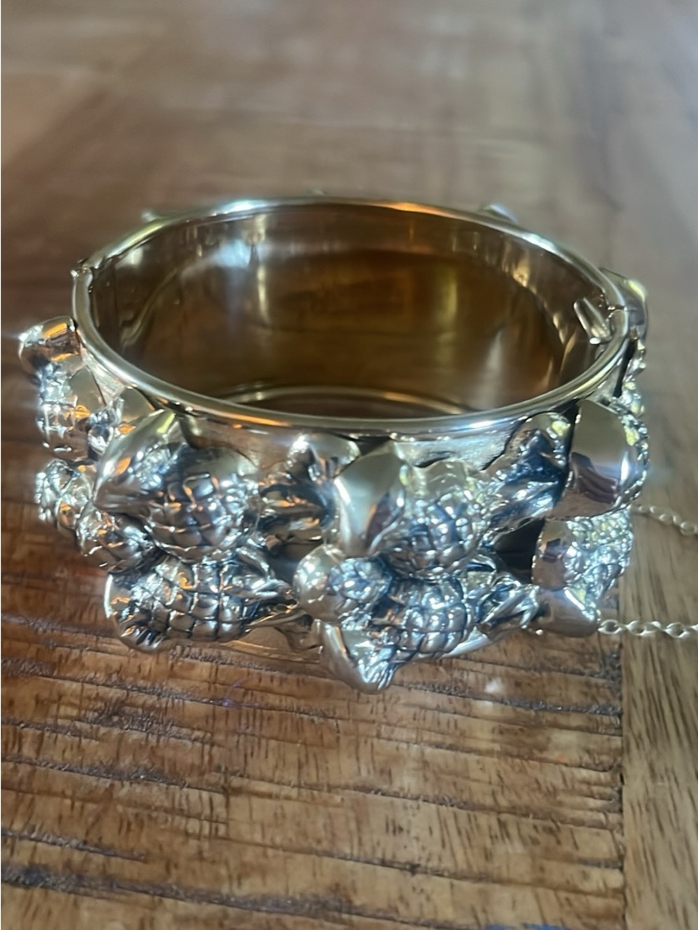 Whiting & Davis Vintage Gold-Tone Textured Hinged Bangle Bracelet